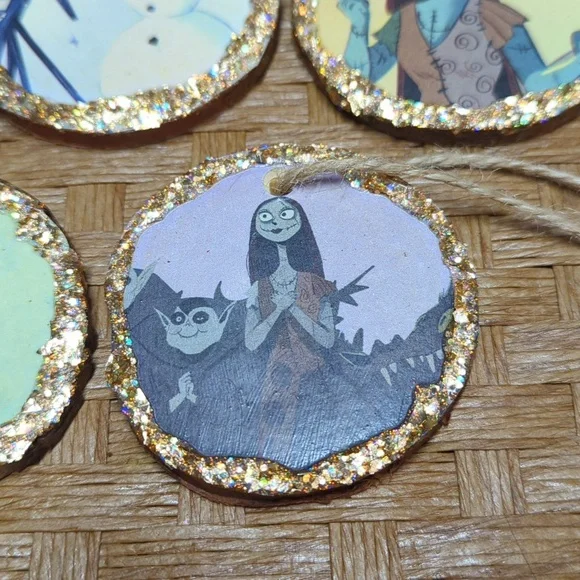 Nightmare before Christmas ornament set - Picture 6 of 7